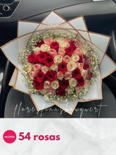Ramo de rosas con coronita